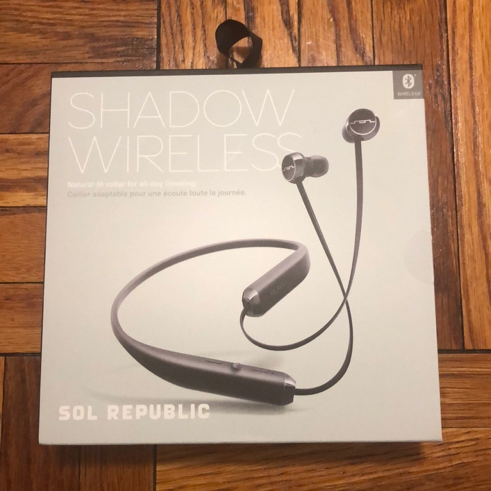 Sol Republic Shadow Wireless Headphones